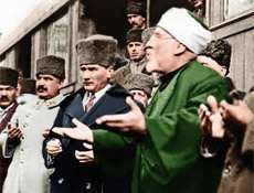 Atatürk köşkte Kuran okuturdu