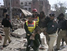 Pakistanı sarsan intihar saldırısı