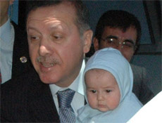 Erdoğan vatana ihanetle suçladı
