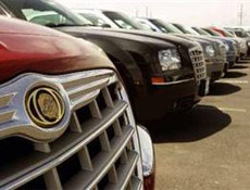 Chryslerin Fiata satışı ertelendi
