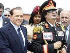 Çılgın Kaddafiden olay fotoğraf